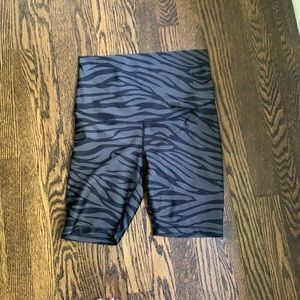 Old navy maternity biker shorts